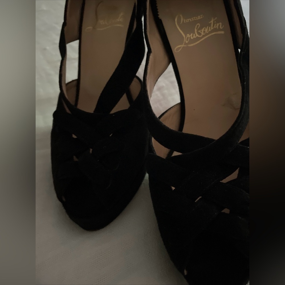 Christian Louboutin Black  woven peep toe Made in Italy excellent  size 6.5/37